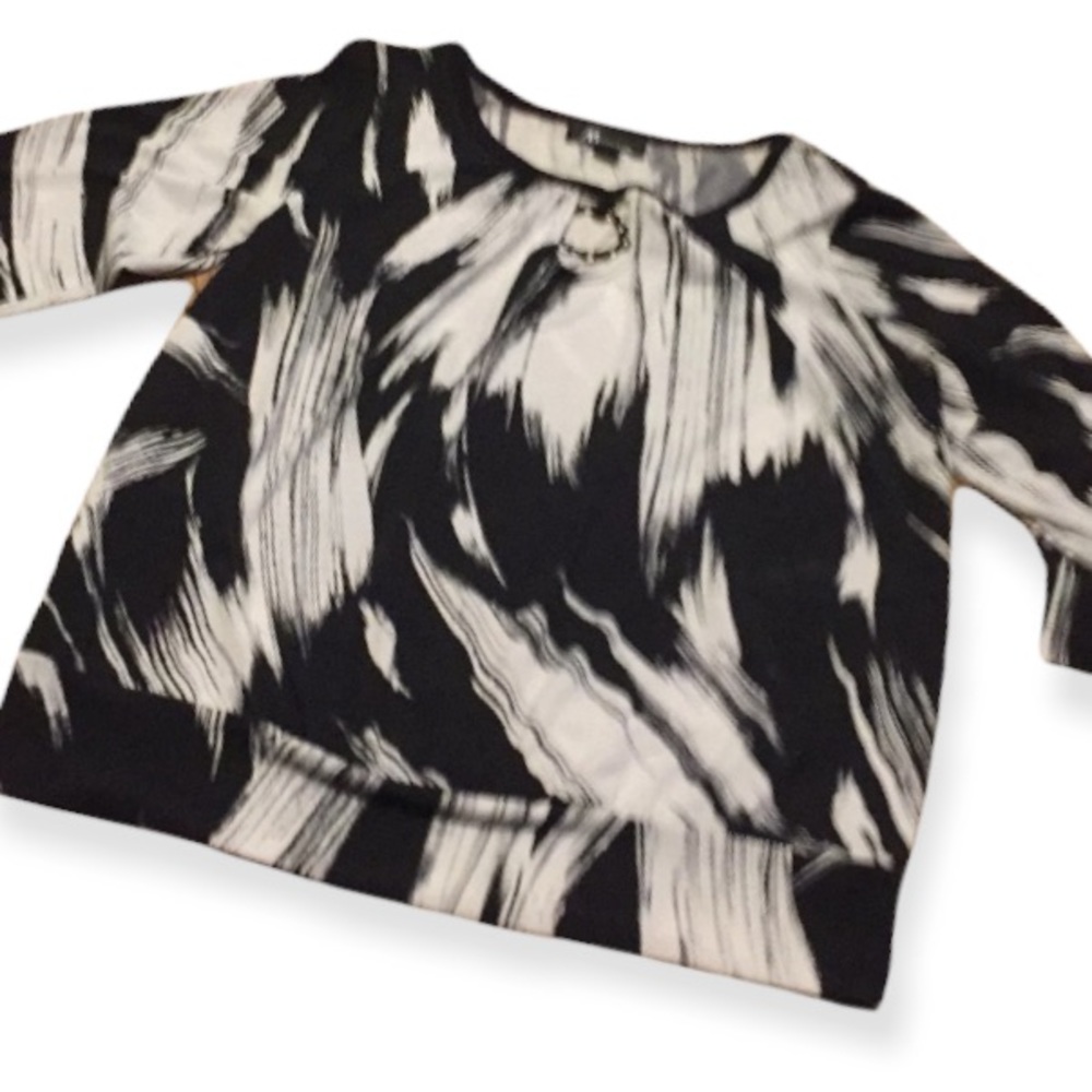 AB studio blouse size small